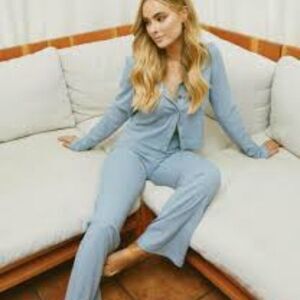 BNWT - LANI THE LABEL ELIZABETH RIBBED KNIT WIDE LEG PANTS DUSTY BLUE